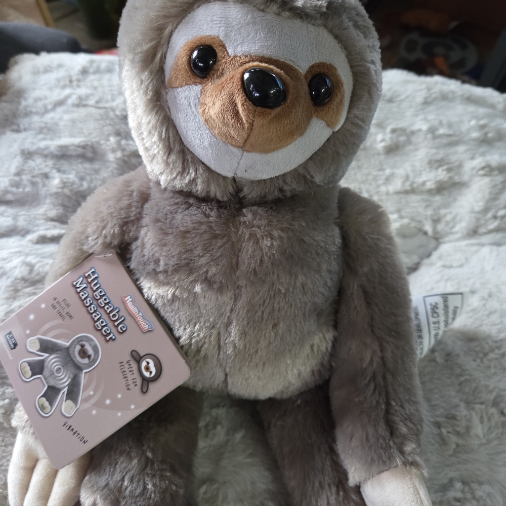 Cuddly Sloth Plush  Massager - Picture 4 of 4